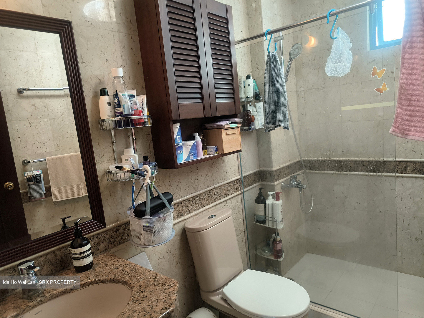 Stratford Court (D16), Condominium #450377401